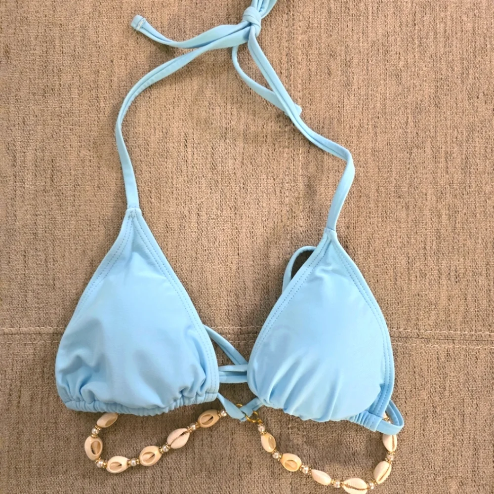 Light Blue Bikini with Shell Ribcage Chain Accents Sz Small A cup Top, 26" NWOT - Picture 2 of 6